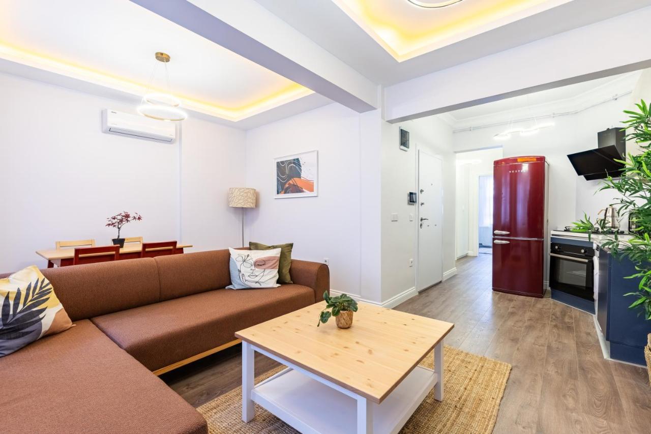 Red Suites Balat - Orange And Blue Istanbul Exterior photo